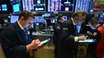 Τα σενάρια πολέμου στην Ουκρανία φέρνουν «αναβρασμό» στις αγορές - Πτώση στα ευρωπαϊκά χρηματιστήρια και τη Wall Street