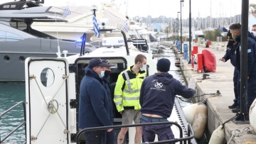 Euroferry Olympia: «Έτσι επέζησα δύο μέρες στο φλεγόμενο πλοίο» - Η συγκλονιστική μαρτυρία του 21χρονου Λευκορώσου