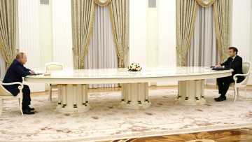 Ελπίδες από την επικοινωνία Πούτιν με Μακρόν - Συμφώνησαν στην ανάγκη εξεύρεσης διπλωματικής λύσης για την ειρήνη στην Ουκρανία