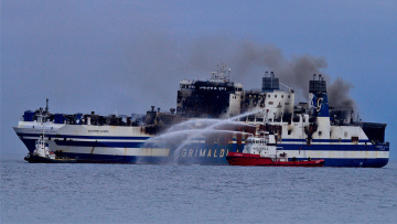 Euroferry Olympia: Τέταρτη ημέρα αγωνίας για τους 10 αγνοούμενους