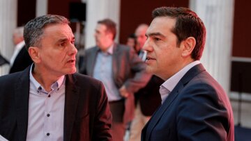 Τσακαλώτος: Δεν άντεξα να διαβάσω τα σχόλια σε βάρος μου, ουδείς αμφισβητεί τον Τσίπρα