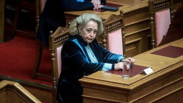 ΚΙΝΑΛ για τις αποκαλύψεις στην υπόθεση Θάνου - Βγενόπουλου: «Να διερευνηθεί σε βάθος το δίκτυο εκβιασμών»