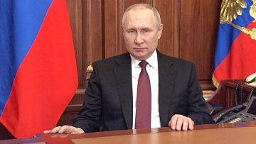 Εισβολή στην Ουκρανία: Ο Πούτιν ζητάει από το Κίεβο να παραδοθεί, «είμαστε έτοιμοι να διαπραγματευτούμε τους όρους»