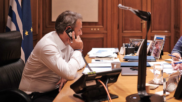 Μητσοτάκης προς  Ζελένσκι σε τηλεφωνική επικοινωνία: «Είμαστε έτοιμοι να βοηθήσουμε την Ουκρανία»