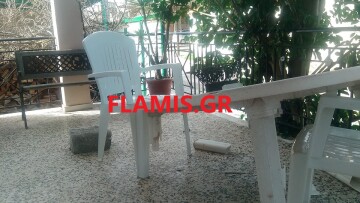 Ομοφοβική επίθεση σε χωριό της Αχαΐας: Του πέταξαν πέτρες στο σπίτι επειδή είναι ομοφυλόφιλος