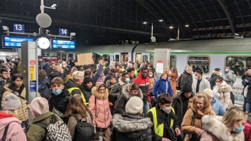 Η Γερμανία θα δεχθεί πρόσφυγες από την Ουκρανία ανεξαρτήτως εθνικότητας