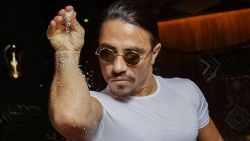 Salt Bae: Ο Νουσρέτ αναζητά άτομα για το εστιατόριό του στη Μύκονο
