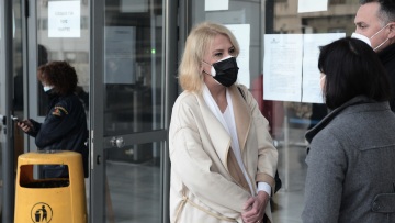 «Ουδέν σχόλιο» λέει η Δούρου μετά την πρόταση της εισαγγελέως να κηρυχθεί ένοχη για τη Μάνδρα
