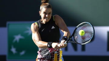 Η Ριμπάκινα στο δρόμο της Σάκκαρη για τους «4» του Indian Wells - Δείτε βίντεο 