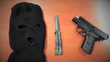 Με πλαστικό πιστόλι και μαχαίρι λήστεψε περιπτερά στα Ιωάννινα