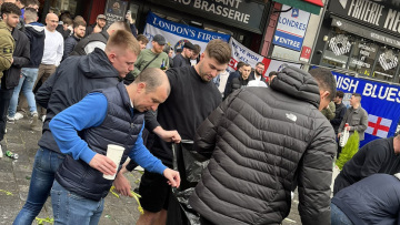 Champions League: Επεισόδια με οπαδούς της Τσέλσι που φώναζαν το όνομα του Αμπράμοβιτς