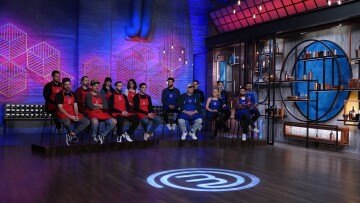 MasterChef 2022: Οι δύο ομάδες περιμένουν με αγωνία το αποτέλεσμα της Ομαδικής Δοκιμασίας