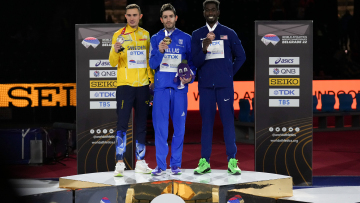 Η απονομή του χρυσού μεταλλίου στον Τεντόγλου και η ανάκρουση του εθνικού ύμνου - Δείτε βίντεο 