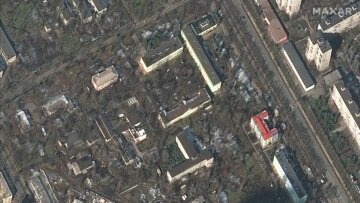Πόλεμος στην Ουκρανία: Εικόνα της Μαριούπολης από ψηλά, μαίνεται η κόλαση με πτώματα στους δρόμους