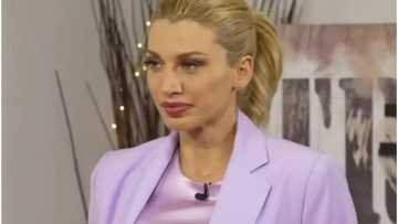 Κάτι ξαναψήνεται: Η συγκίνηση της Σπυροπούλου με την έγκυο Κατερίνα από την Αφρική