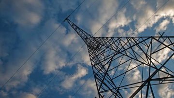 Σε ύψη ρεκόρ η τιμή του ρεύματος στην Ελλάδα – Έφτασε τα 539,54 ευρώ ανά μεγαβατώρα