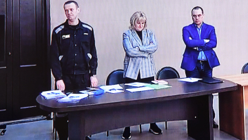 Αλεξέι Ναβάλνι: Κρίθηκε ένοχος για απάτη και του επιβλήθηκε ποινή φυλάκισης ακόμα 9 χρόνων