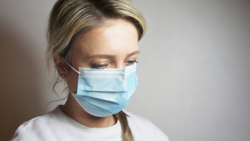 Long Covid: Τα συχνότερα συμπτώματα – Πόσο διαφέρουν αναλόγως την παραλλαγή του κορωνοϊού