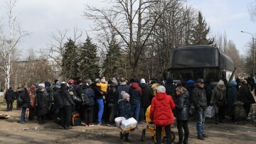 Πόλεμος στην Ουκρανία: 7.331 άμαχοι απομακρύνθηκαν σήμερα από ουκρανικές πόλεις μέσω ανθρωπιστικών διαδρόμων