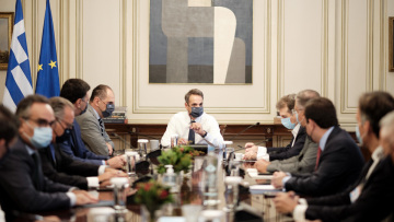 Σύσκεψη στο Μαξίμου για την επισιτιστική επάρκεια  - Οι εναλλακτικές αγορές και τα μέτρα στήριξης