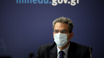 Θετικός στον κορωνοϊό ο υφυπουργός Παιδείας, Άγγελος Συρίγος