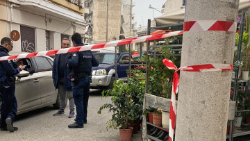 Πάτρα: «Φρούριο» το σπίτι της Πισπιρίγκου - Τα ξημερώματα αποχώρησε το εξαγριωμένο πλήθος