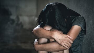 Κέρκυρα: Παππούς-σάτυρος έδειχνε άσεμνες φωτογραφίες σε ανήλικη, κάνοντάς της ανάλογες προτάσεις!