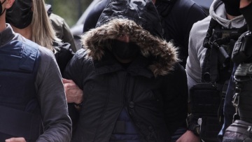 Ρούλα Πισπιρίγκου: «Χειρίστηκε όλο τον κόσμο, κορόιδεψε όλη την Ελλάδα» λέει νοσηλεύτρια στη ΜΕΘ του Ρίου