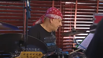 Γιώργος Γιαννόπουλος: Νέα κακουργηματική δίωξη σε βάρος του ντράμερ για σεξουαλική κακοποίηση πέντε ανήλικων κοριτσιών 