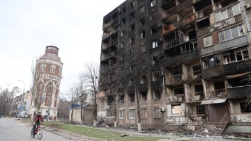 Πόλεμος στην Ουκρανία: Ενισχύονται οι φόβοι για χρήση χημικών όπλων στη Μαριούπολη