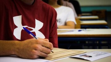 Πανελλαδικές 2022: Στην τελική ευθεία υπουργείο Παιδείας και υποψήφιοι, ο τρόπος εξέτασης - βαθμολόγησης των μαθημάτων