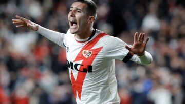 Ράγιο Βαγιεκάνο - Βαλένθια 1-1: Ο Γκουαρδιόλα έσωσε τον βαθμό για τους Μαδριλένους - Δείτε τα γκολ