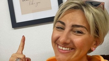 Ρεγγίνα Μακέδου: Ανέβασε βίντεο μέσα από το νοσοκομείο μετά την υποτροπή της λευχαιμίας