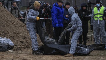 Πόλεμος στην Ουκρανία: Θηριωδίες όπως στη Σρεμπένιτσα οι σφαγές σε Μπούτσα, Σούμι και Τσερνίχιβ, λέει ανεξάρτητη έκθεση