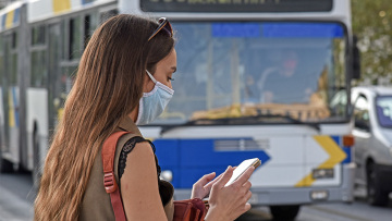 Κορωνοϊός-Άρση μέτρων: Υποχρεωτικές οι μάσκες στις συγκοινωνίες και μετά την 1η Ιουνίου