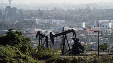 Ρωσία: Είναι διατεθειμένη να πουλήσει πετρέλαιο «σε φιλικές χώρες» σε «οποιοδήποτε φάσμα τιμών»