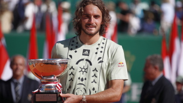 Τσιτσιπάς: Συγχαρητήρια από τον Ναδάλ για τον τίτλο στο Μόντε Κάρλο 