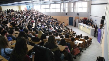 ΑΕΙ: Έρχονται ρυθμίσεις για επισκέπτες καθηγητές - ερευνητές από το εξωτερικό και «βιομηχανικά διδακτορικά»