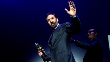 Ο Νίκολας Κέιτζ ενδιαφέρεται να παίξει σε μιούζικαλ και αποκαλύπτει την καλύτερη ταινία που έκανε ποτέ!