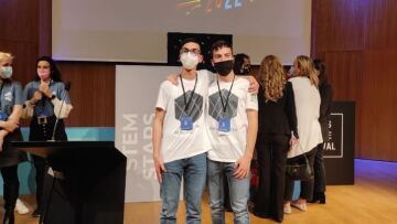 Θεσσαλονίκη: Μαθητές κατασκεύασαν κβαντικό υπολογιστή με 30 ευρώ και τον παρουσιάζουν στις ΗΠΑ