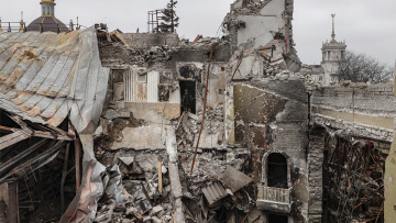 Πόλεμος στην Ουκρανία - Βυθισμένη στην κόλαση η Μαριούπολη: Βρέφη ανάμεσα στους 1.000 εγκλωβισμένους αμάχους στο Azovstal