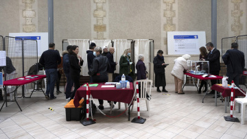 Γαλλικές εκλογές: Το υψηλότερο ποσοστό αποχής των τελευταίων 50 ετών καταγράφεται στην Γαλλία
