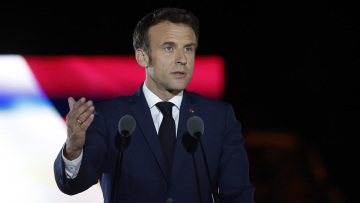 Γαλλικές εκλογές - Μακρόν: «Δεν είμαι πια υποψήφιος κάποιου κόμματος, είμαι ο πρόεδρος όλων»