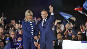 Ενωτικός, ρεαλιστής και με φιλοευρωπαϊκή ατζέντα μετά τη μεγάλη του νίκη ο Μακρόν