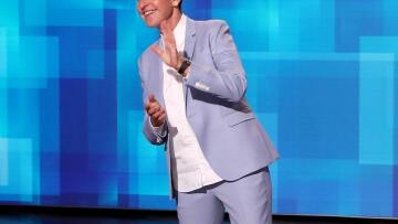 Έλεν ντε Τζενέρις: Με δάκρυα στα μάτια γιόρτασε τα 25 χρόνια από τότε που αποκάλυψε πως είναι λεσβία