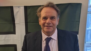 Βρετανία: Έγινε «κατά λάθος» είπε ο Συντηρητικός βουλευτής που «πιάστηκε» να βλέπει πορνό στο κινητό του