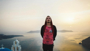 Βασίλης Ντινόπουλος: Συλλυπητήρια από φίλους και γνωστούς για τον αιφνίδιο θάνατο του 33χρονου 