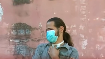 Πύργος: Η τραγική ιστορία πίσω από τον άνδρα που κυνήγησε νεαρούς με πριόνια και τσεκούρια