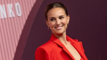 Νάταλι Πόρτμαν: Η πρώτη της φωτογραφία από τη νέα ταινία «Thor» ξετρέλανε το Twitter 