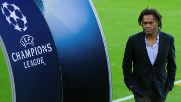 Καρεμπέ: «Χωρίζαμε το ψωμί σε 18 κομμάτια, ονειρευόμουν να φάω ένα μήλο κι έφτασα να πάρω Μουντιάλ»